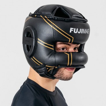 casco con barra paranaso per allenamento nel combattimento